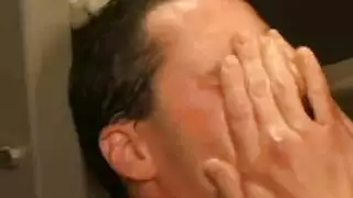 مراهقة تكميم على قضيب صلب xxx