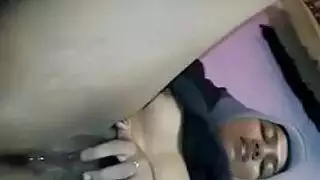 عملية جنس جماعي في حافلة القاهرة مراهقة محجبة تأخذ كل الزبور