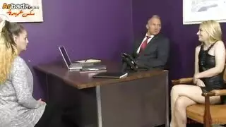 سكس فتاة تخلي كلب ينيكها