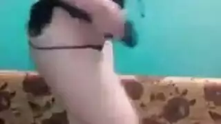 نيك اخت ملابس داخليه يقذف كس
