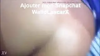 ممارسة الجنس في صالون التسمير: الحجاب يُزال من أجل فعل صريح