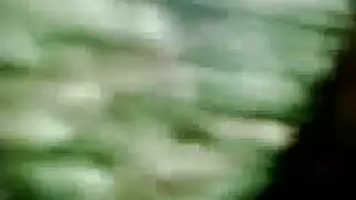 أوستن لي تأخذ إصبعاً قاسياً في الخزانة – شرجها الضيق يتمدد