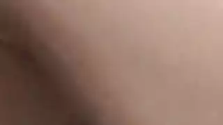 إباحية عربية صريحة: صفع مؤخرتها الكبيرة أثناء ركوب قضيب ضخم