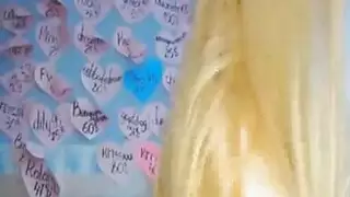 مشهد إباحي سريع: الفتاة السيئة تُضرب بقضيب رجلها الصلب