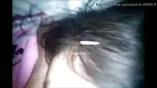 مراهقة آسيوية تخدم شخصية مهمة بجسمها المشدود