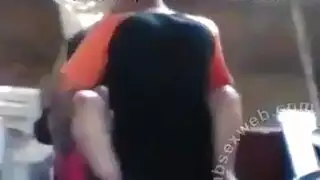 ماراثون جنس الصالة: أبويون أصلع يضربون عاهرات الحفلات المتلهفات